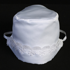 Satin bonnet with lace trim