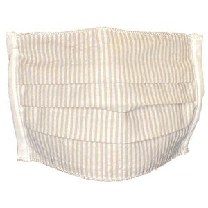 Facemask with pleats