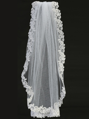 24" veil on comb with corded lace trim